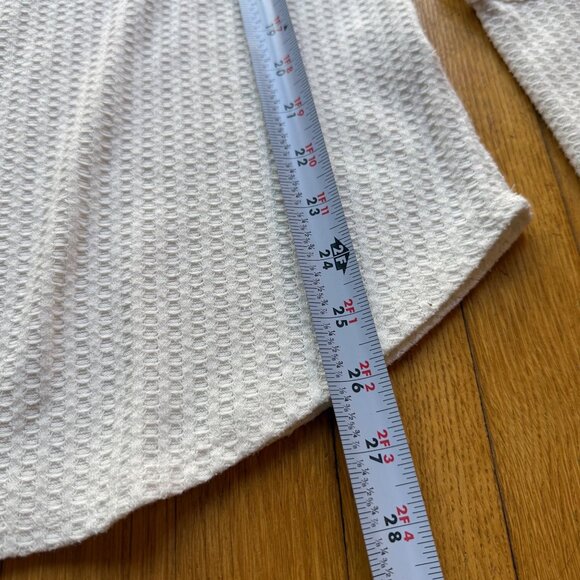 Chaser Size XL White Y2K Textured Waffle Knit Thermal Henley Long Sleeve Top - Picture 9 of 14